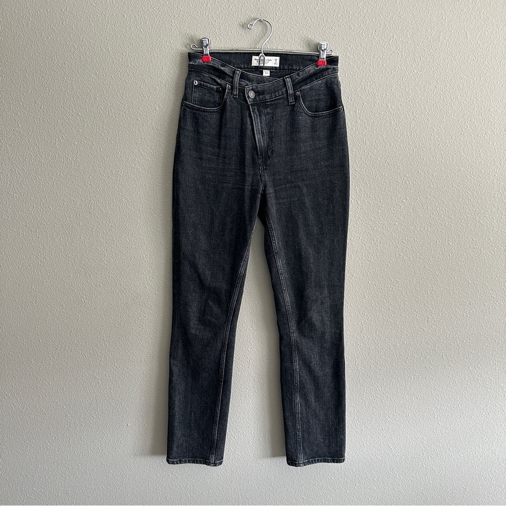 Abercrombie & Fitch Gray the 90’s Slim Straight Ultra High Rise Curve Love 2S